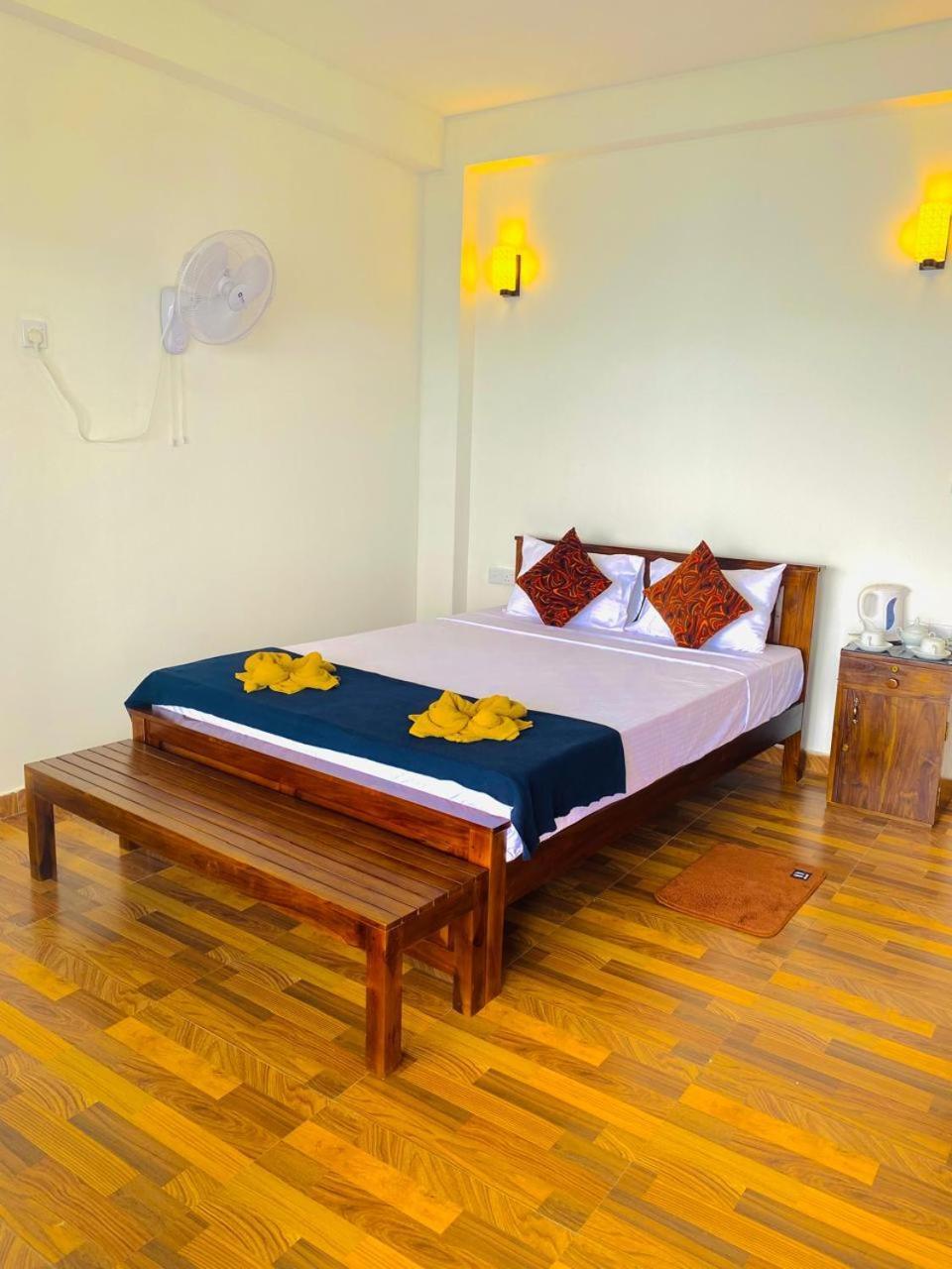 Bed and Breakfast Pleasant Peak Элла Экстерьер фото