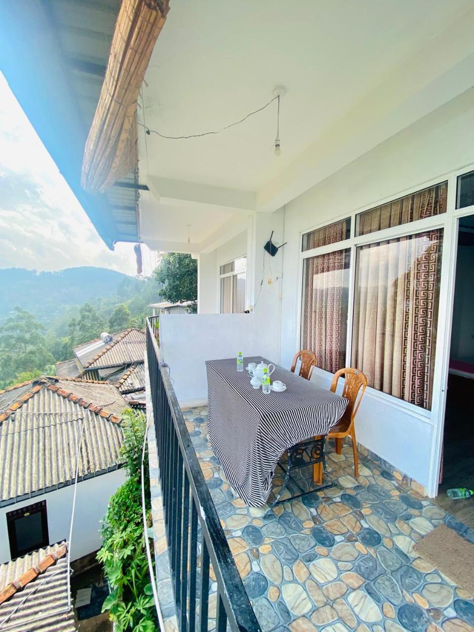 Bed and Breakfast Pleasant Peak Элла Экстерьер фото